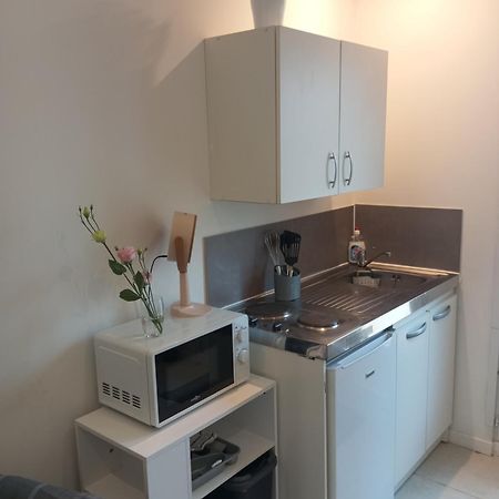Studio De 14M2 Dans Une Maison กาญเนอ-ซูร์-แมร์ ภายนอก รูปภาพ