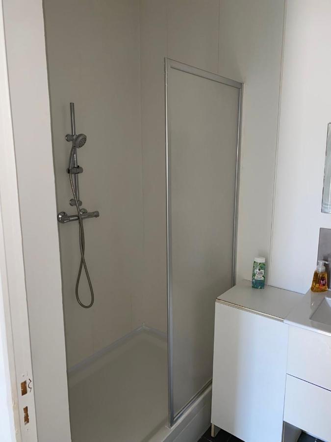 Studio De 14M2 Dans Une Maison กาญเนอ-ซูร์-แมร์ ภายนอก รูปภาพ
