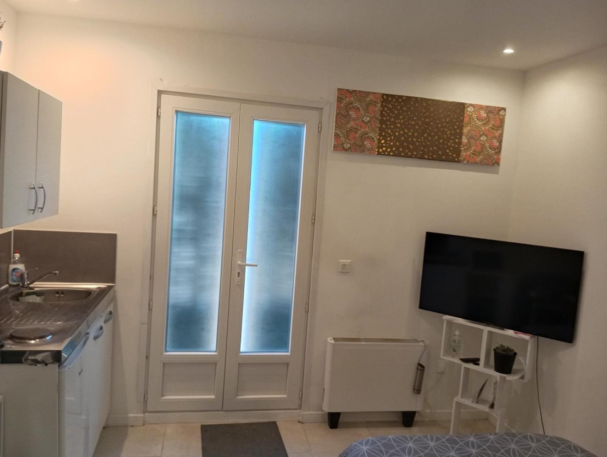 Studio De 14M2 Dans Une Maison กาญเนอ-ซูร์-แมร์ ภายนอก รูปภาพ